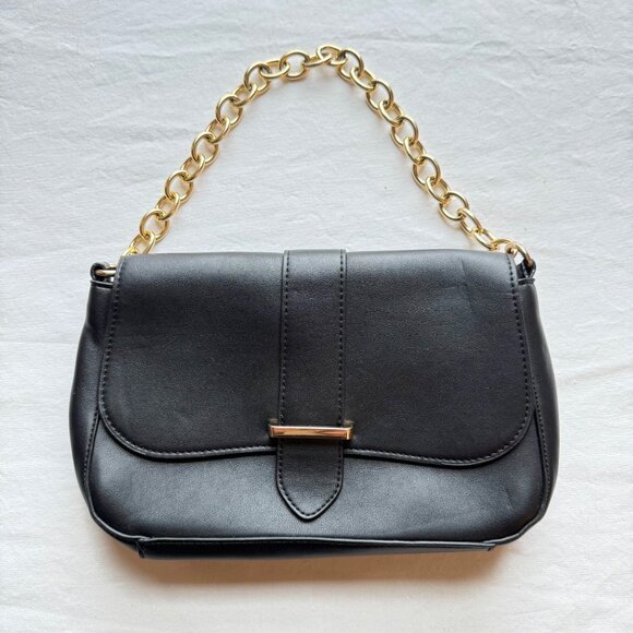 Black Faux Leather Shoulder Bag With Gold Chain & Detachable Strap By A New Day - Picture 2 of 11